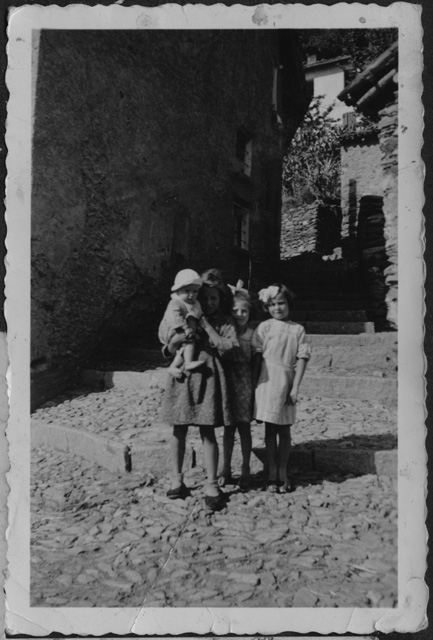 Bambine nel nucleo di Cimadera