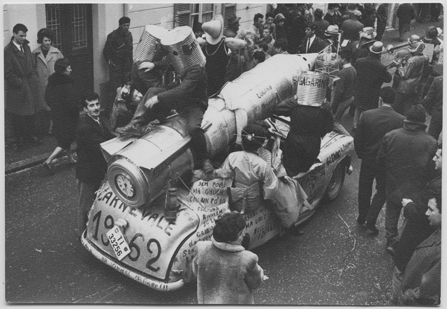 Sfilata dei carri al carnevale di Tesserete