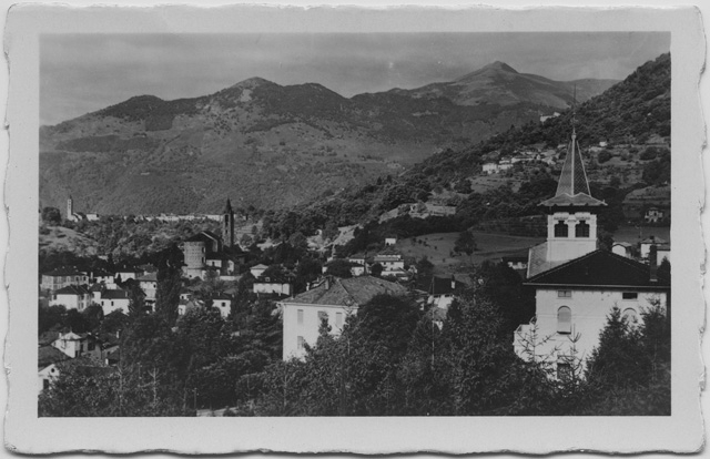 Veduta di Tesserete con Villa Mari