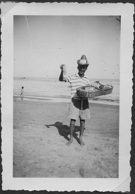 Venditore ambulante ad Alassio