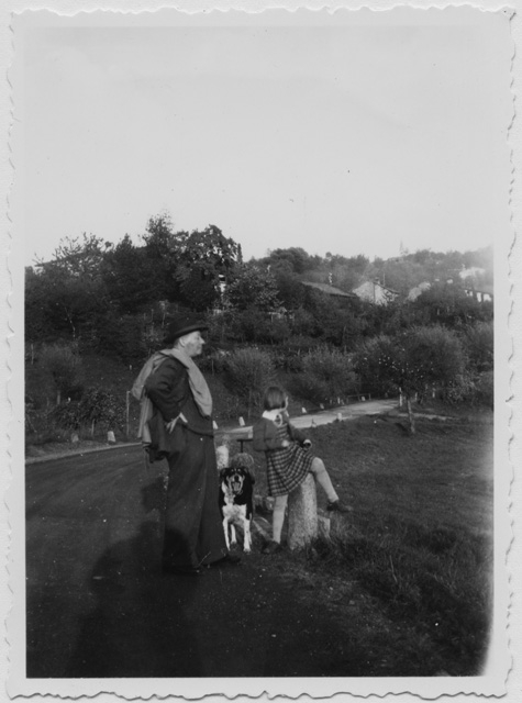 Ernesto e Anna Maria Morosoli sulla strada a Ponte Capriasca