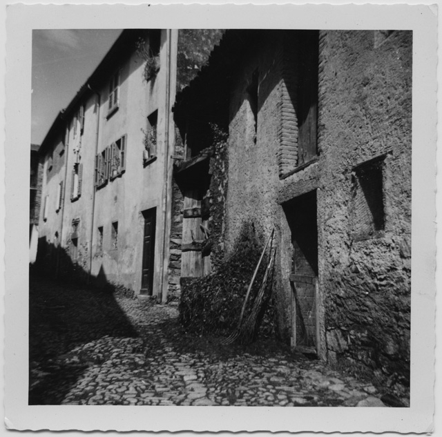 Veduta sulle case del nucleo di Vaglio