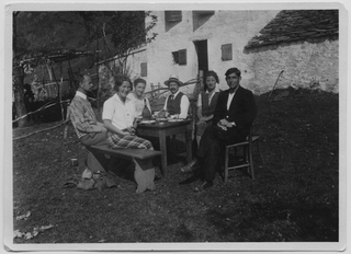 Gruppo all'aperto ai monti di Condra