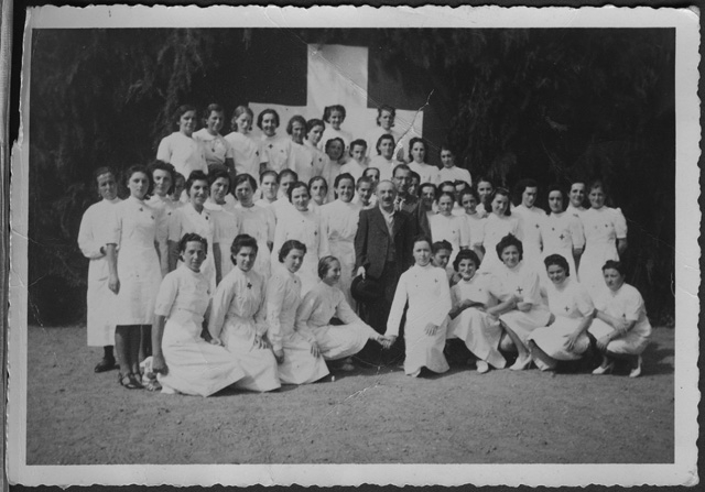 Gruppo samaritani in posa