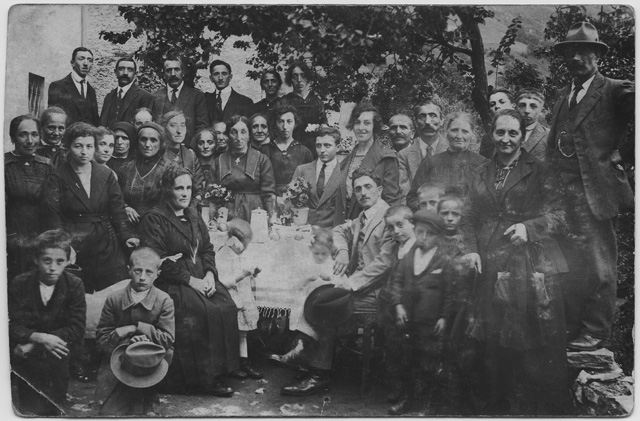 Matrimonio di Emilia e Fiorenzo Campana a Maglio di Colla