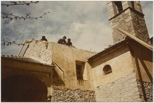 Lavori di restauro del tetto dell'oratorio di Santa Lucia a Cagiallo