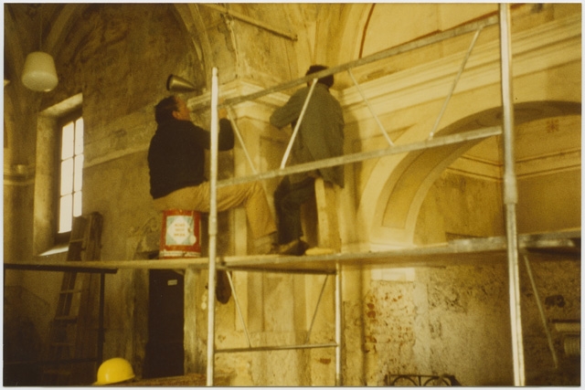 Lavori di restauro degli interni dell'oratorio di Santa Lucia a Cagiallo