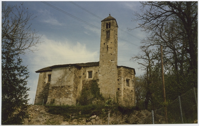 Veduta della chiesa dei Santi Matteo e Maurizio a Cagiallo