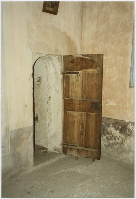 Interni della chiesa dei Santi Matteo e Maurizio a Cagiallo