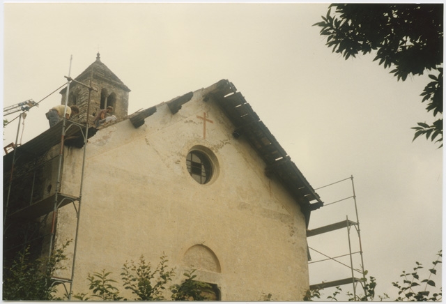 Lavori di restauro degli esterni della chiesa dei Santi Matteo e Maurizio a Cagiallo