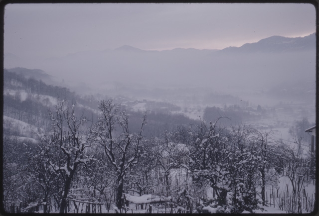 Veduta di Vaglio innevata verso Origlio e Ponte Capriasca