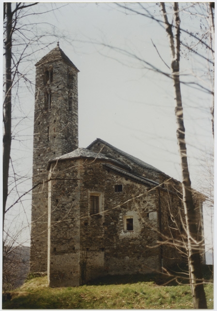 Veduta della chiesa dei Santi Matteo e Maurizio a Cagiallo
