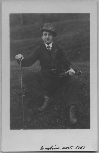 Ritratto di uomo con cappello e bastone