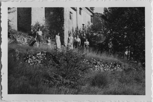 Persone in partenza per il Monte Generoso