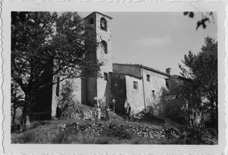 Donne e bambini sul Sasso del Diavolo