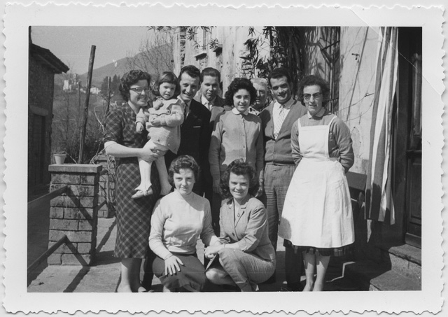 Famiglia Paltenghi in posa a Barico