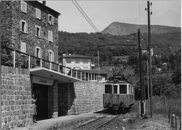 Passagio del tram a Lugaggia