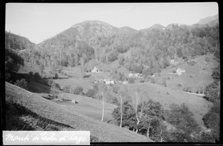 Veduta dei monti di Gola di Lago