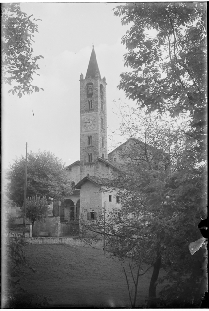 Veduta della chiesa di S. Stefano a Tesserete