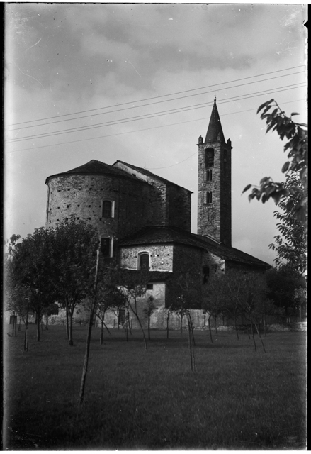 Veduta della chiesa di S. Stefano a Tesserete
