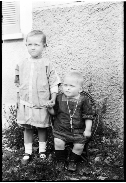 Ritratto di due bambine