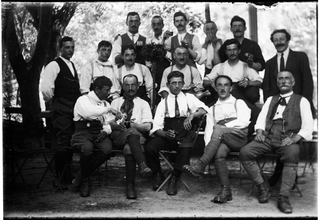 Gruppo di escursionisti in posa