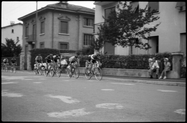 Gara ciclistica a Cassarate