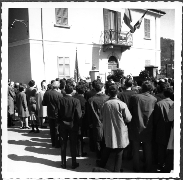 Inaugurazione della targa dedicata ad Alfonsina Storni a Sala