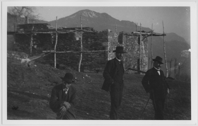 Cantiere per la costruzione di casa Conti ai monti di Roveredo