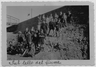 Classe scolastica in gita alla foce di Lugano