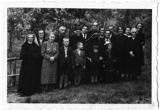 Ritratto di gruppo in occasione del funerale di Eugenio Morosoli