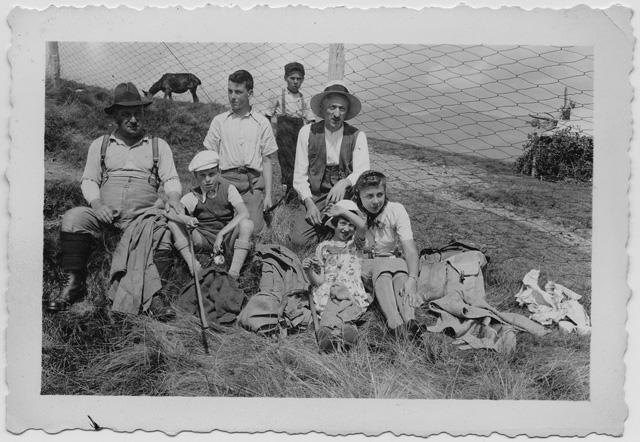 Famiglia Antonini alla festa di San Rocco a San Lucio