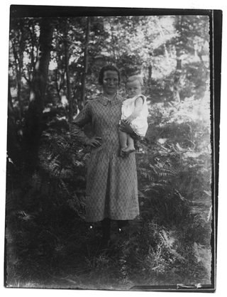 Ritratto di donna di Vaglio con bambino